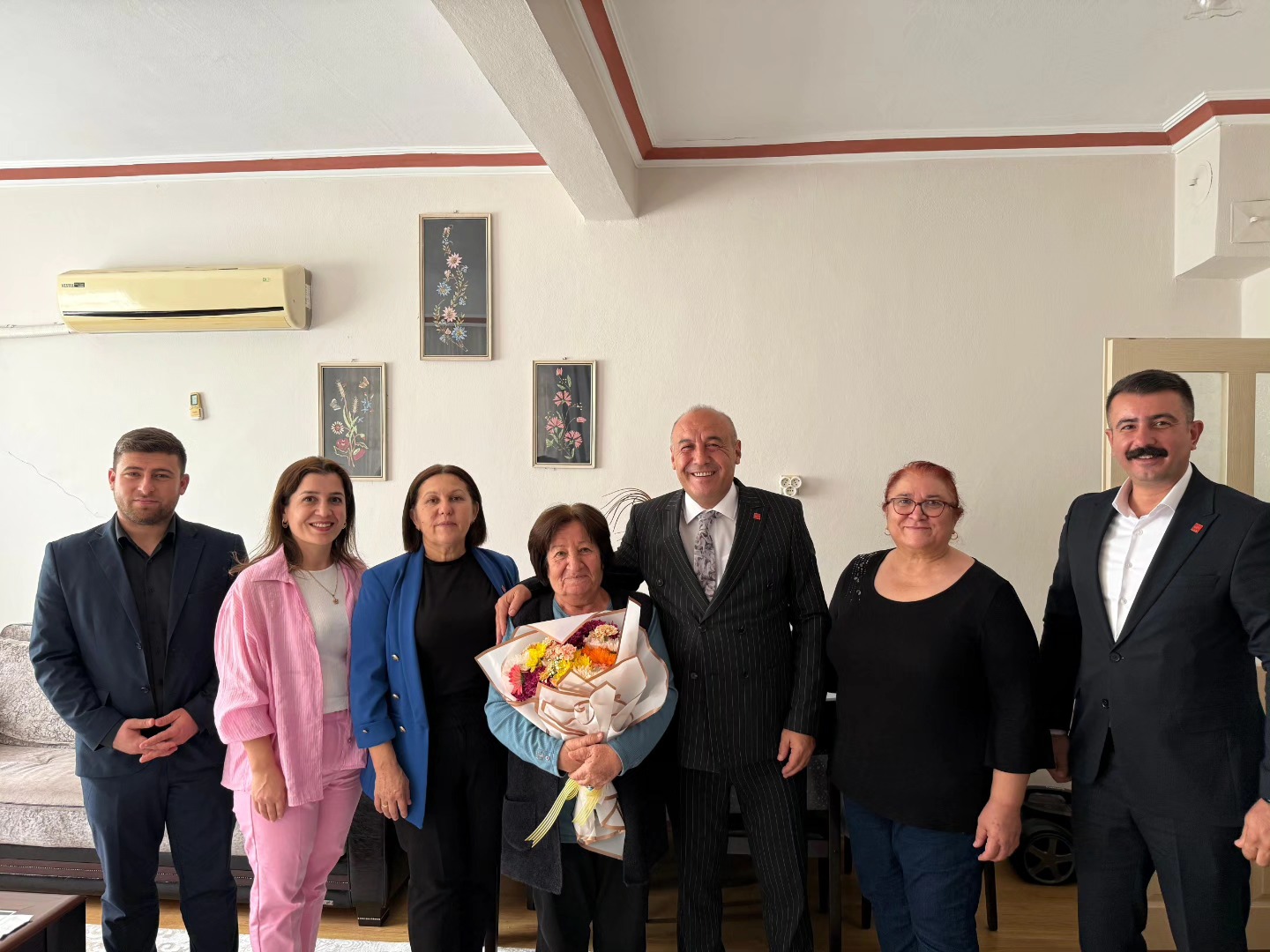 Chp Kadirli İlçe Başkanı Enver Eker’den Öğretmen Ziyareti (5)