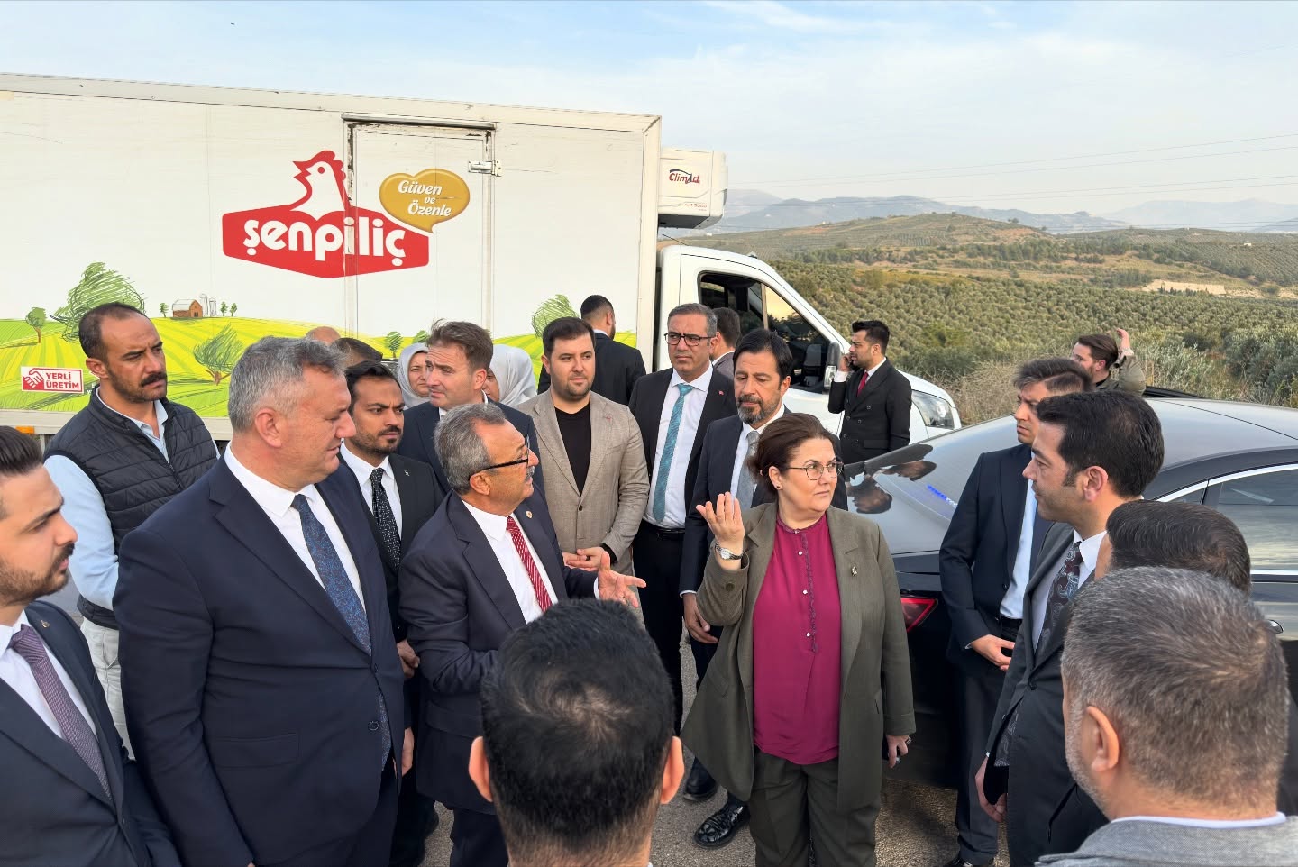 Derya Yanık Ve Ak Parti Heyeti Düziçi’nde Ziyaretlerde Bulundu (1)