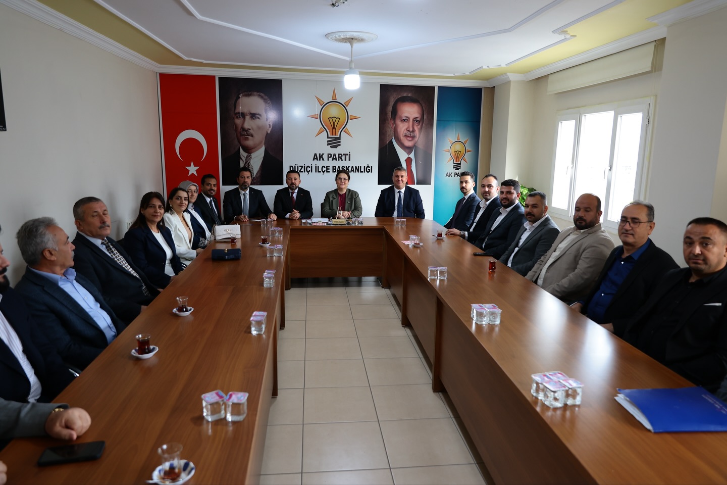 Derya Yanık Ve Ak Parti Heyeti Düziçi’nde Ziyaretlerde Bulundu (15)