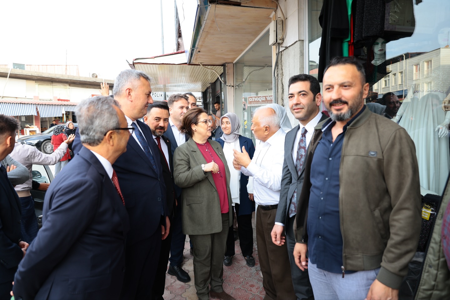 Derya Yanık Ve Ak Parti Heyeti Düziçi’nde Ziyaretlerde Bulundu (6)