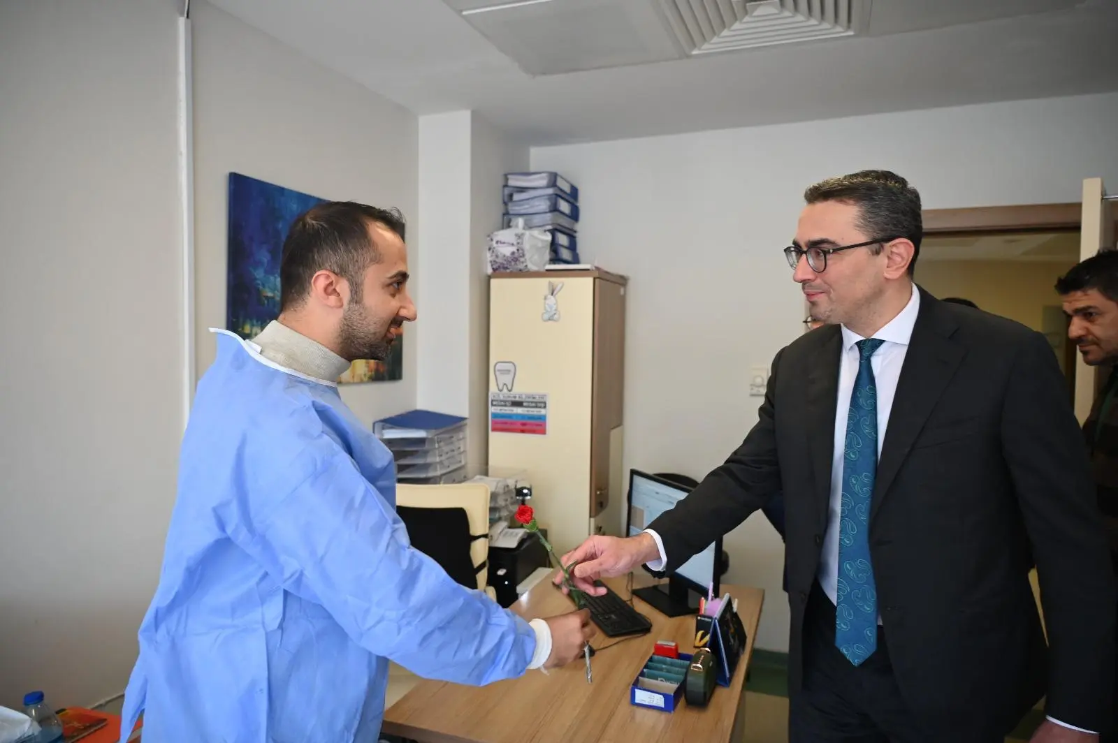 Diş Osmaniye Müdür