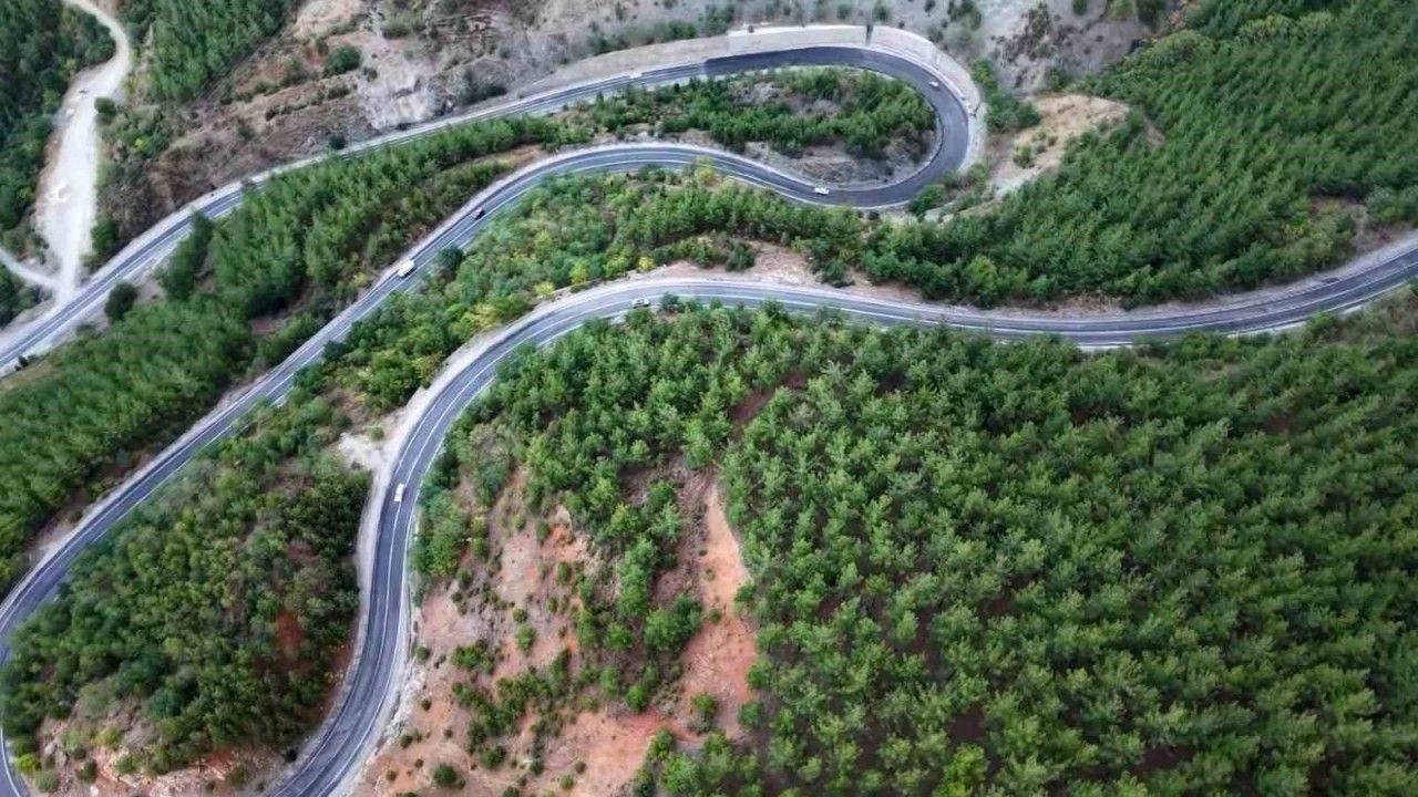 Feke Dokuzdolambaç Virajları Sonbahar Renkleriyle Büyülüyor2