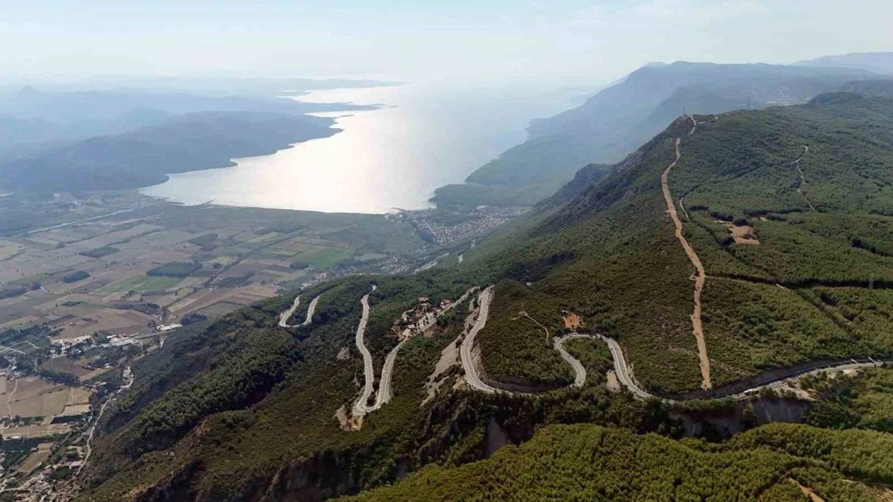 Feke Dokuzdolambaç Virajları Sonbahar Renkleriyle Büyülüyor6