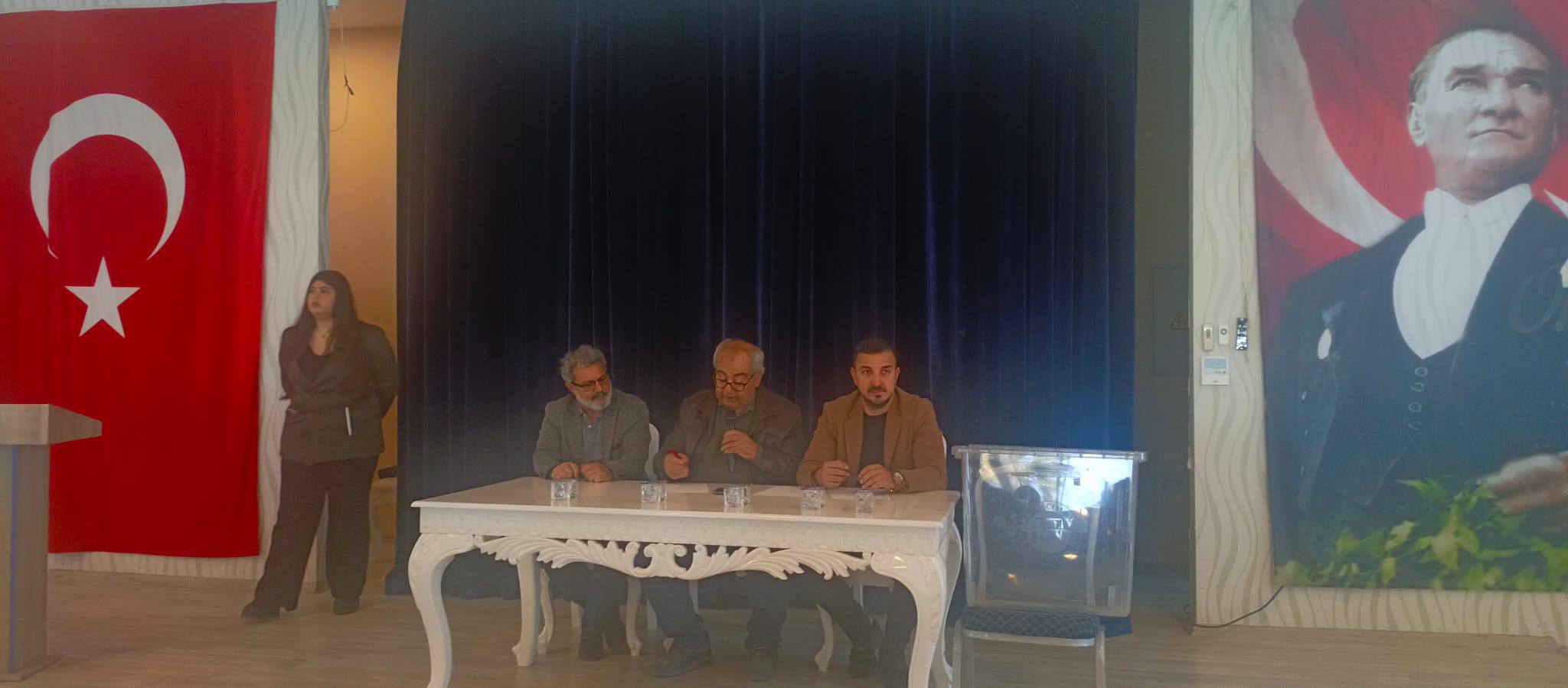 Giray Dartar Arsuz Gazeteciler Cemiyeti’nde Güven Tazeledi (1)