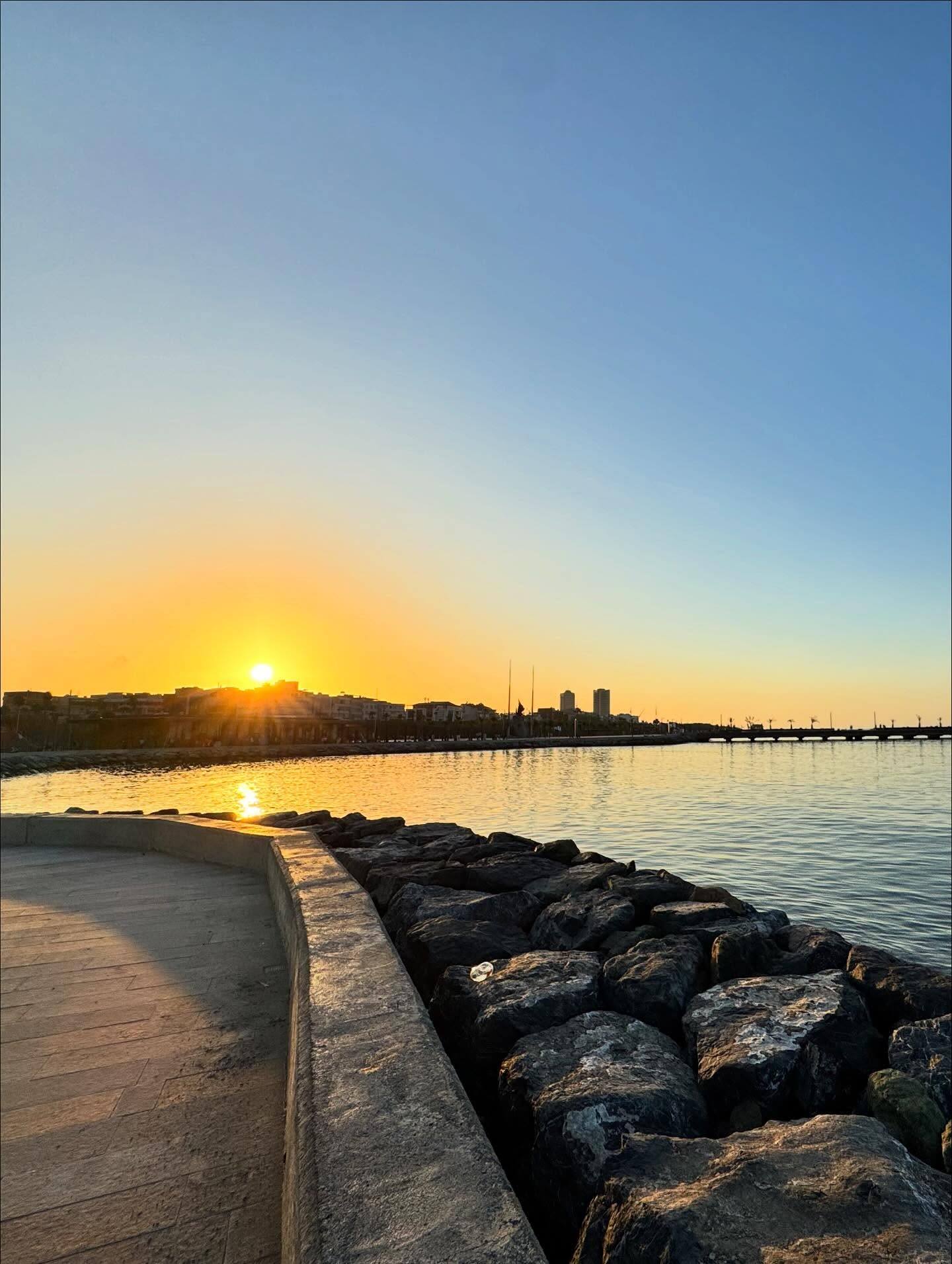 İskenderun Sahilinde Büyüleyici Gün Batımı (1)