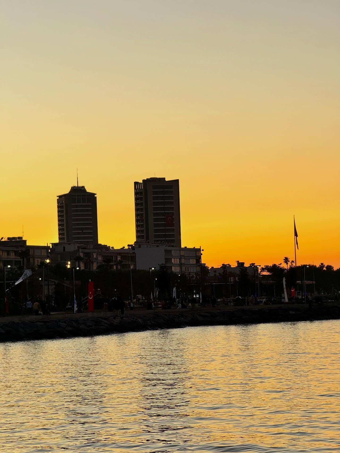 İskenderun Sahilinde Büyüleyici Gün Batımı (3)