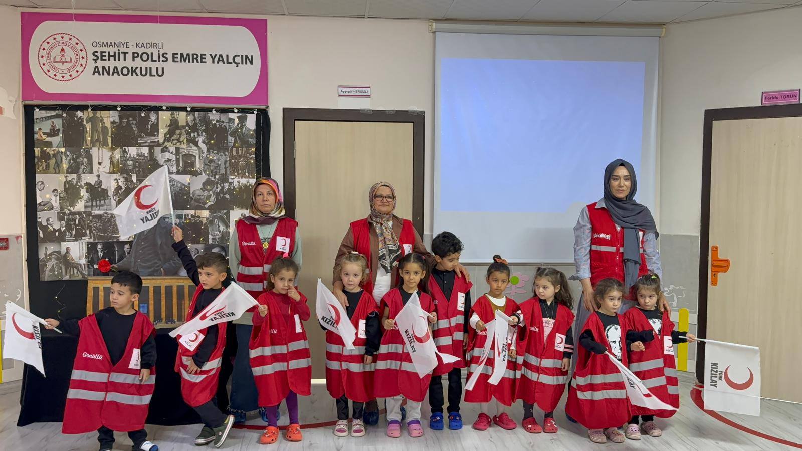 Kadirli’de Minik Kalpler Kızılay’la Buluştu (8)