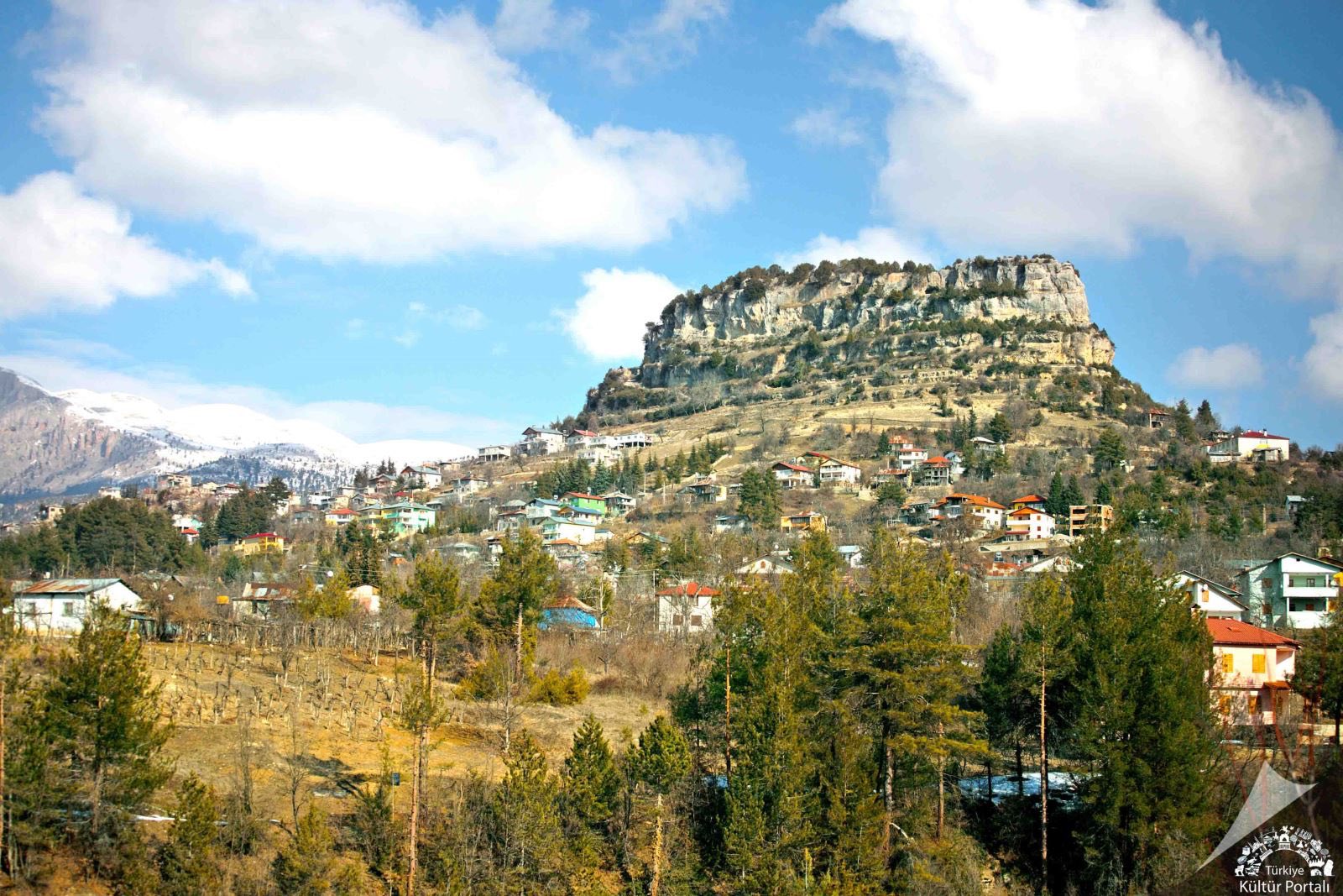 Mersin Çamlıyayla Namrun Kalesi Tarih Ve Doğa İç İçe2