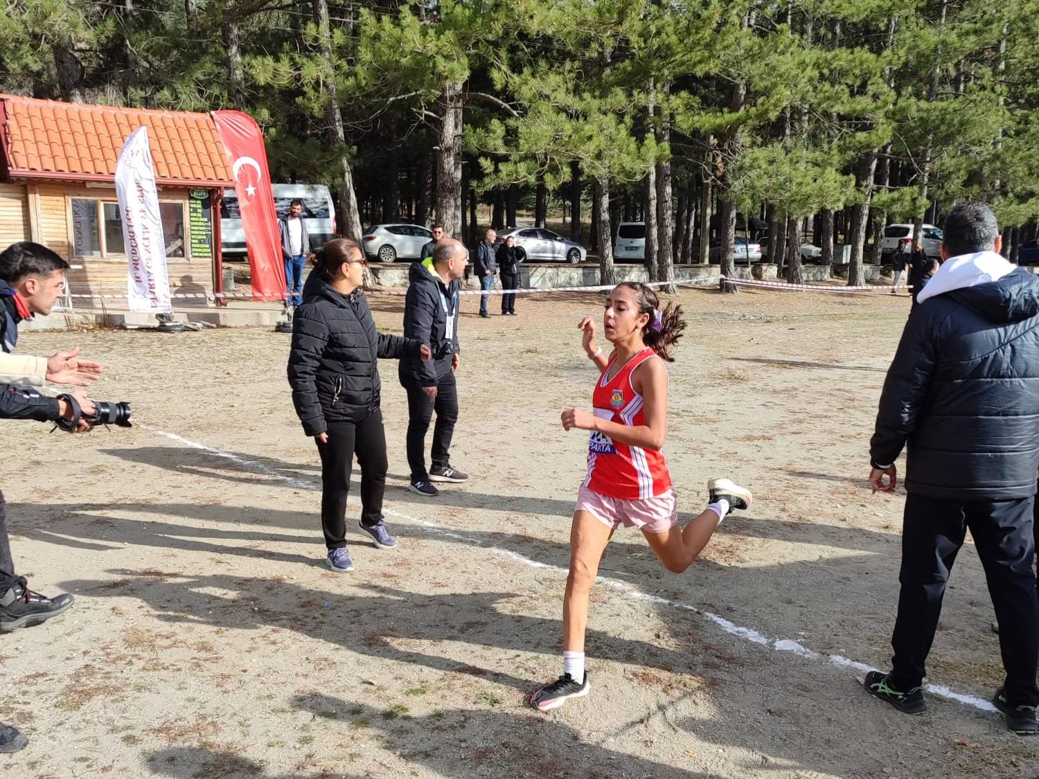 Mersinli Atletler Isparta’da Madalyaları Topladı (1)