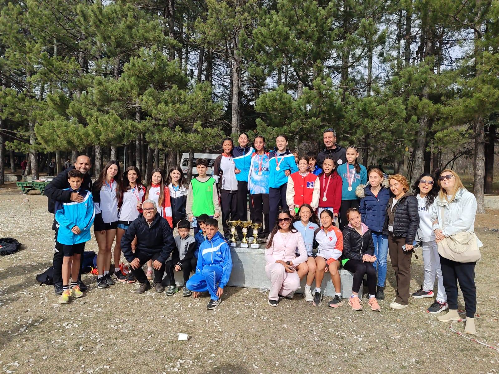 Mersinli Atletler Isparta’da Madalyaları Topladı (3)