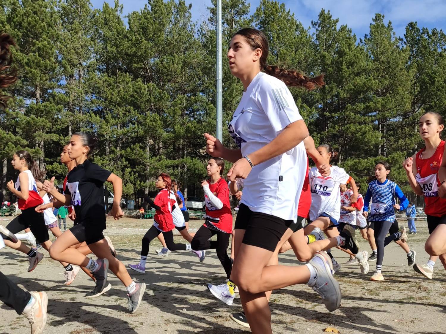 Mersinli Atletler Isparta’da Madalyaları Topladı (4)