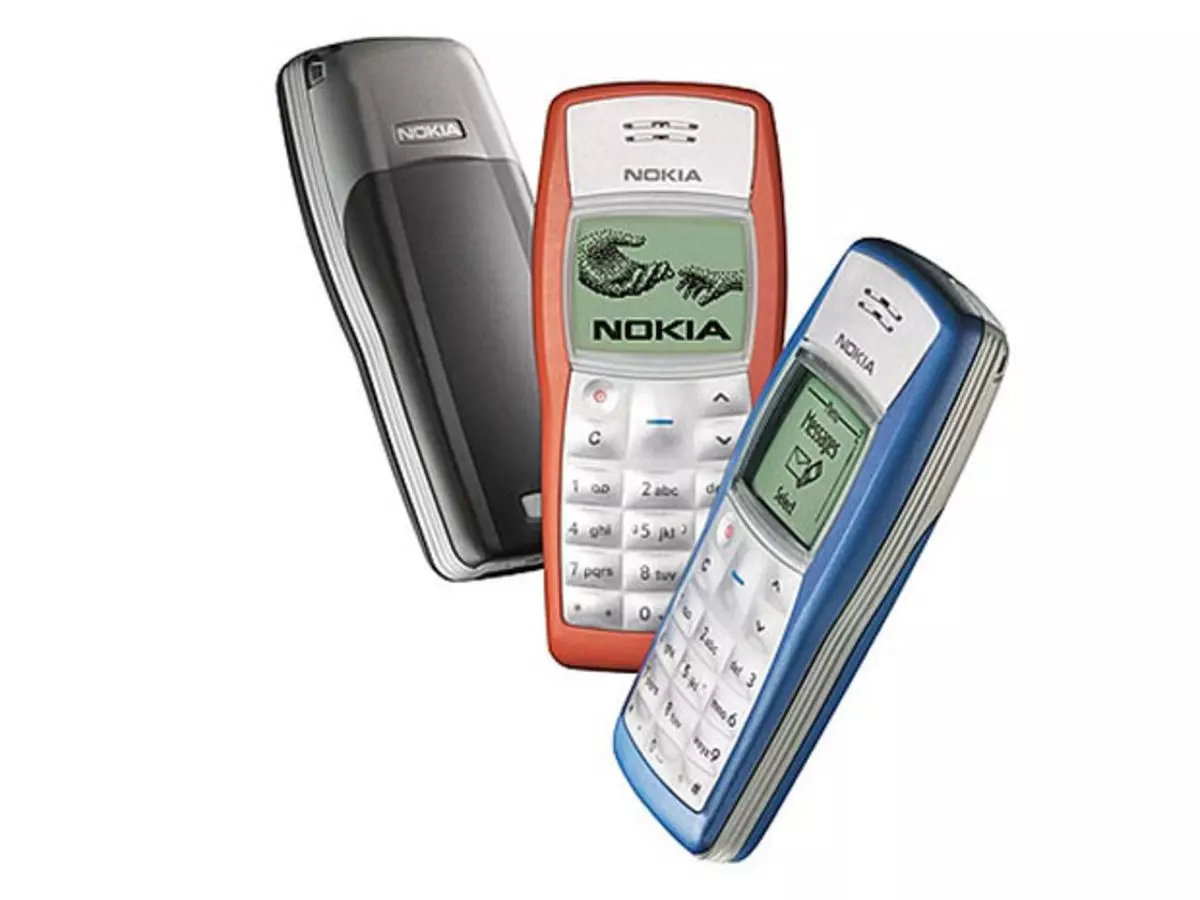 Nokia 1100 (6)