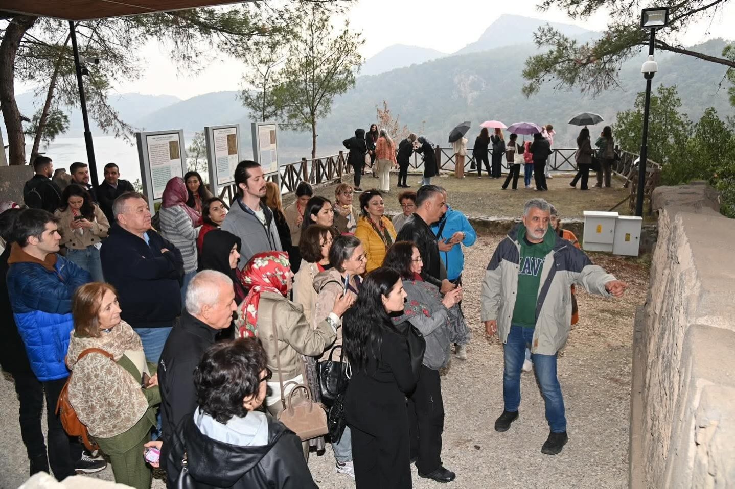 Okü’de Dede Korkut Sempozyumu’nda Kültürel Gezi (7)