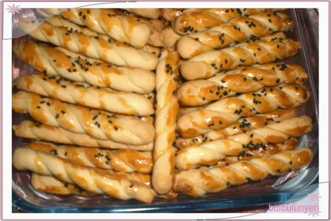 Osmaniye’de Ağızda Dağılan Tuzlu Kurabiye Tarifi4