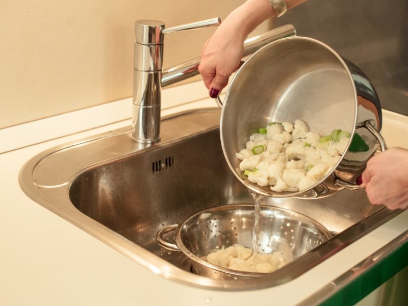 Osmaniye’de Karnabahar Pişirmenin Sırrı Sütle Daha Lezzetli Ve Besleyici (3)