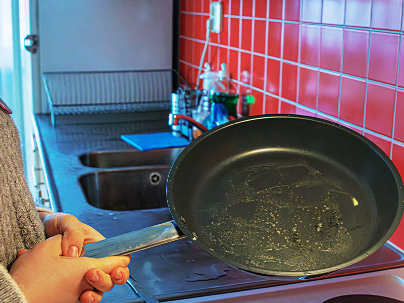 Osmaniyeliler İçin Tavaların Yapışmasını Önleyen 5 Sır4