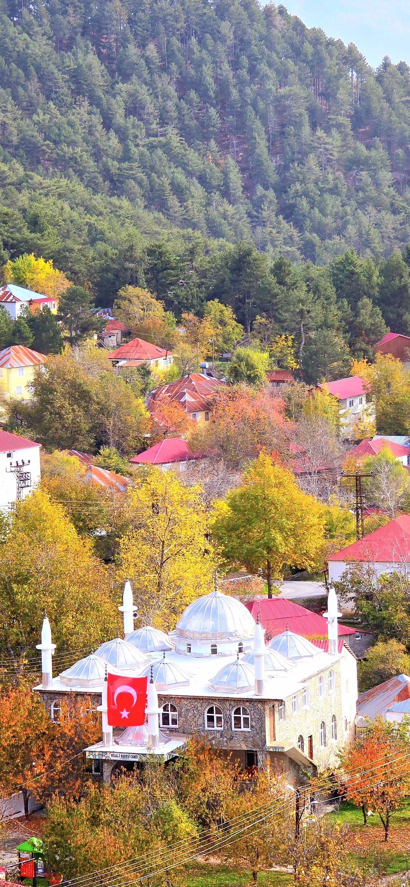 Osmaniyeliler Üçkoz Yaylası’nda Sonbaharı Karşıladı5
