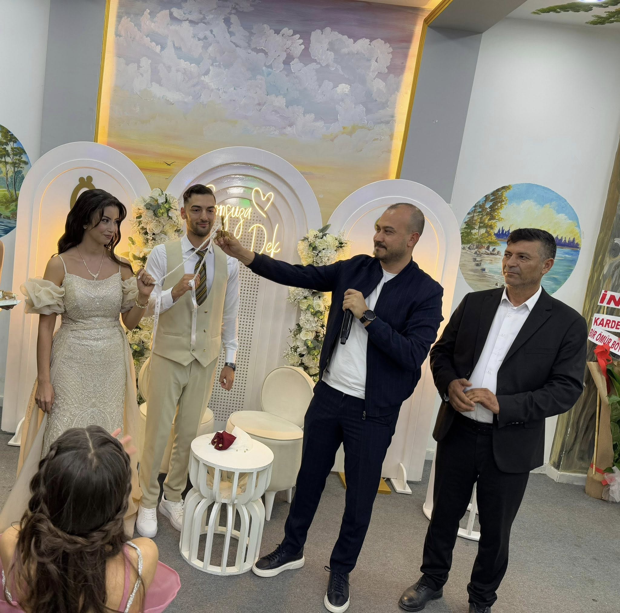 Toprakkale Başkanı Uyutmaz Nişan Törenine Katıldı3