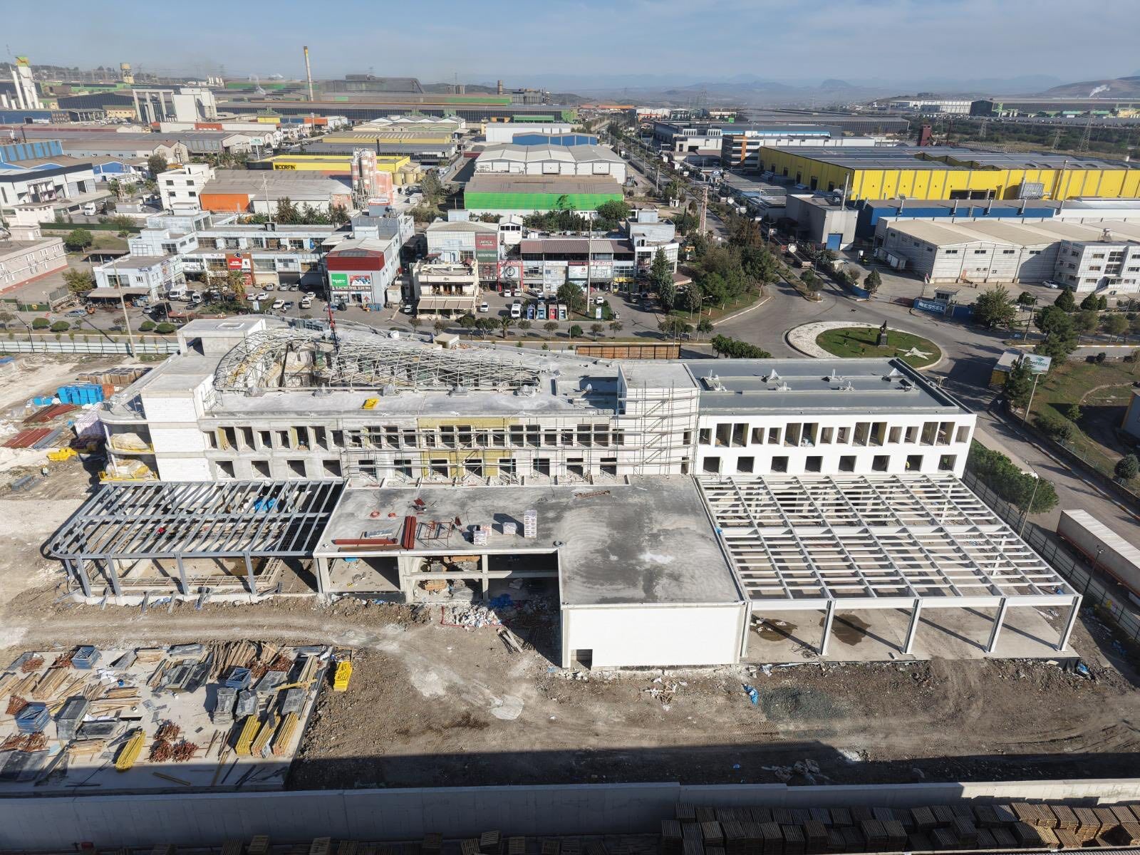 Vali Yılmaz Osb’deki Beş Yıldızlı Otel İnşaatını İnceledi4