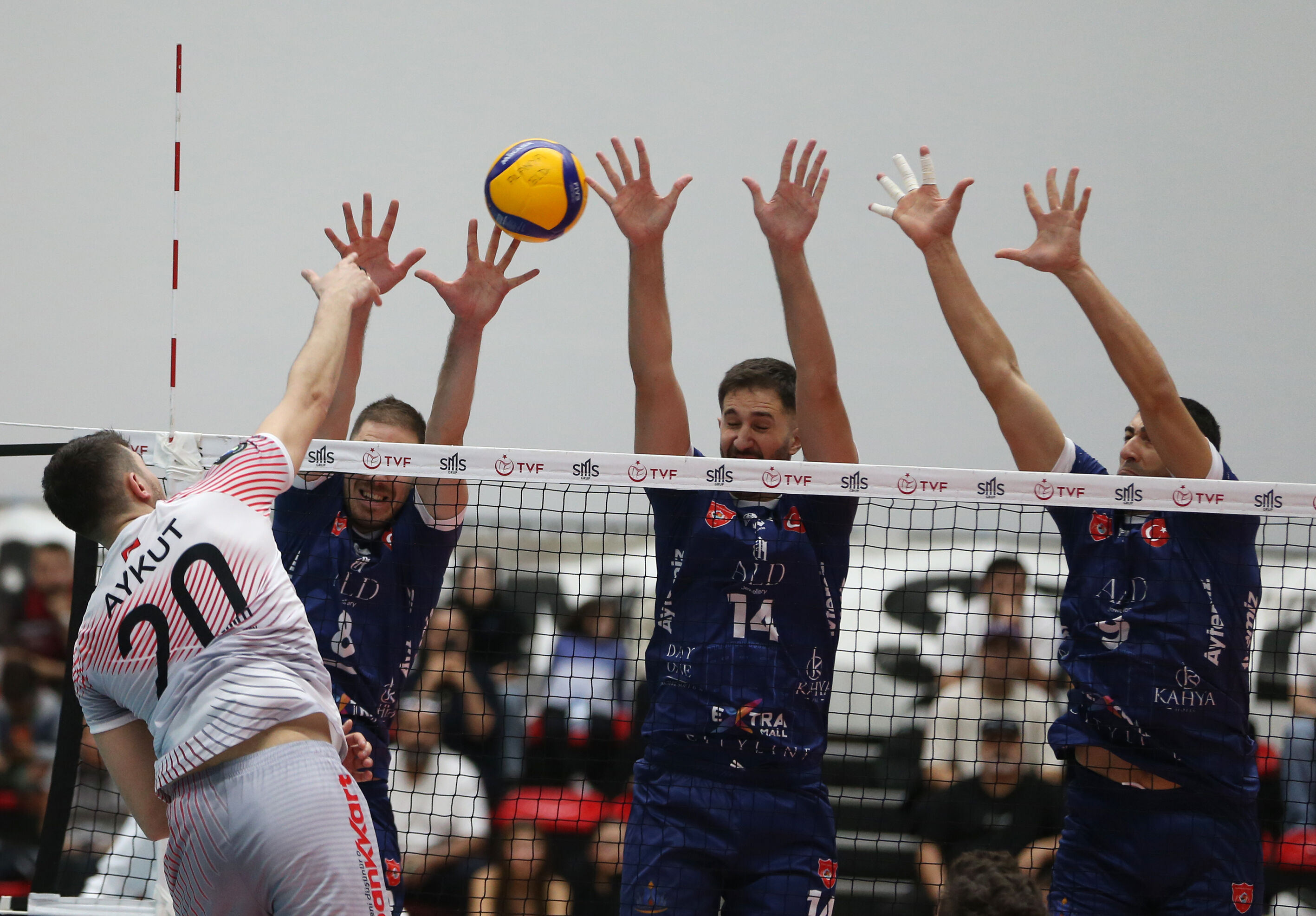 Voleybol: Sms Grup Efeler Ligi 1