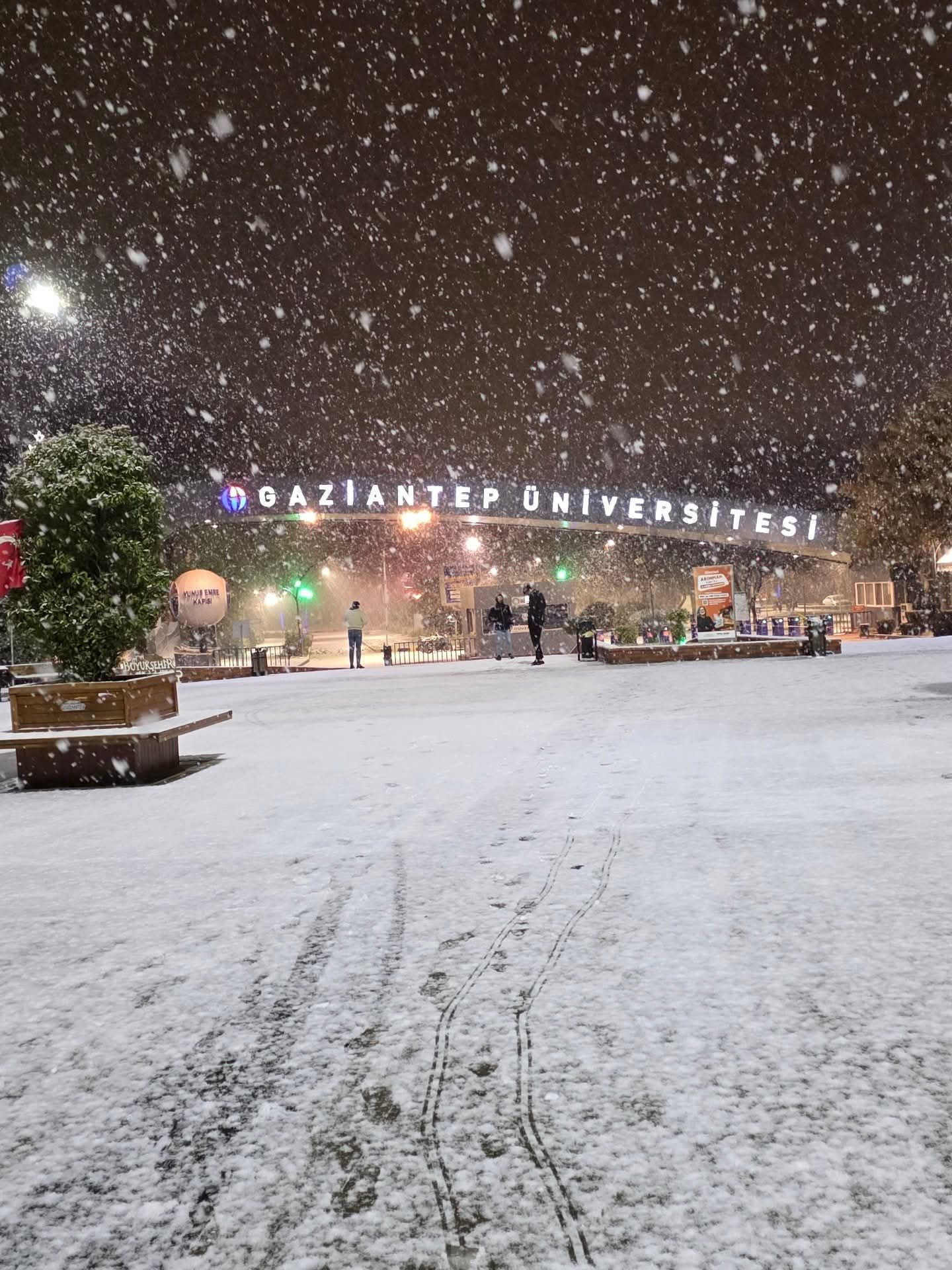 605523951 1162218615894325 1362496266694247736 N