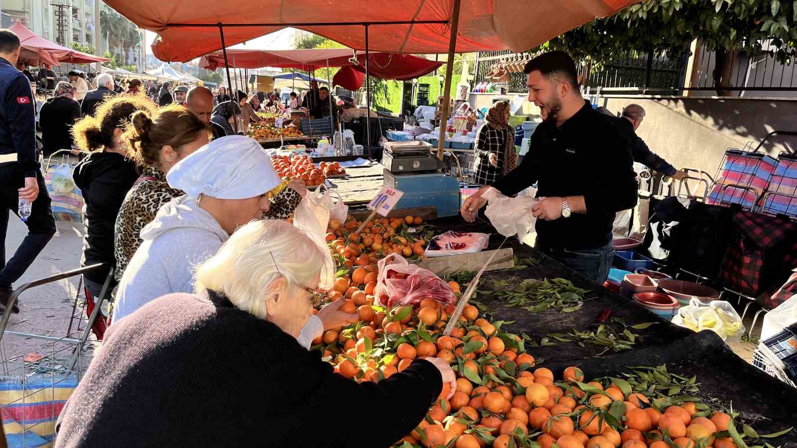 Adana’da Mandalina Fiyatları Üreticiyi Zorluyor (1)