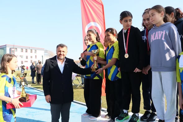 Atatürk Koşusu Esentepe’de Coşkuyla Gerçekleşti! (2)