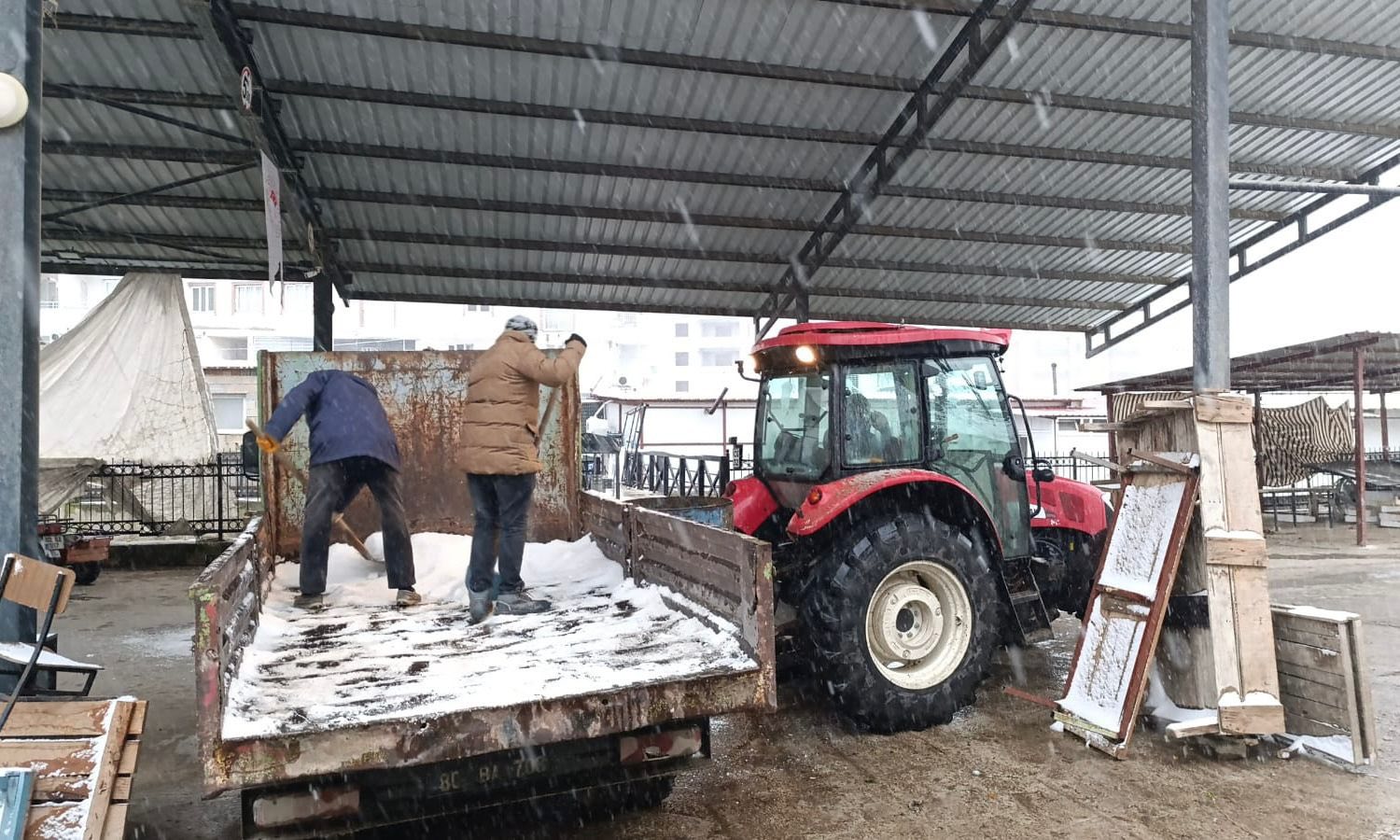 Bahçe’de Kar Alarmı Yok (3)
