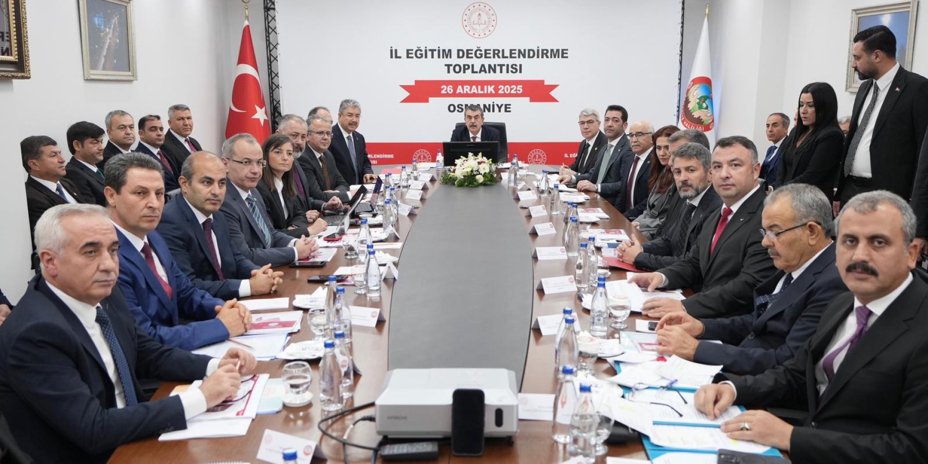 Bakan Teki̇n, Osmani̇ye'de İl Eği̇ti̇m Değerlendi̇rme Toplantisina Katildi