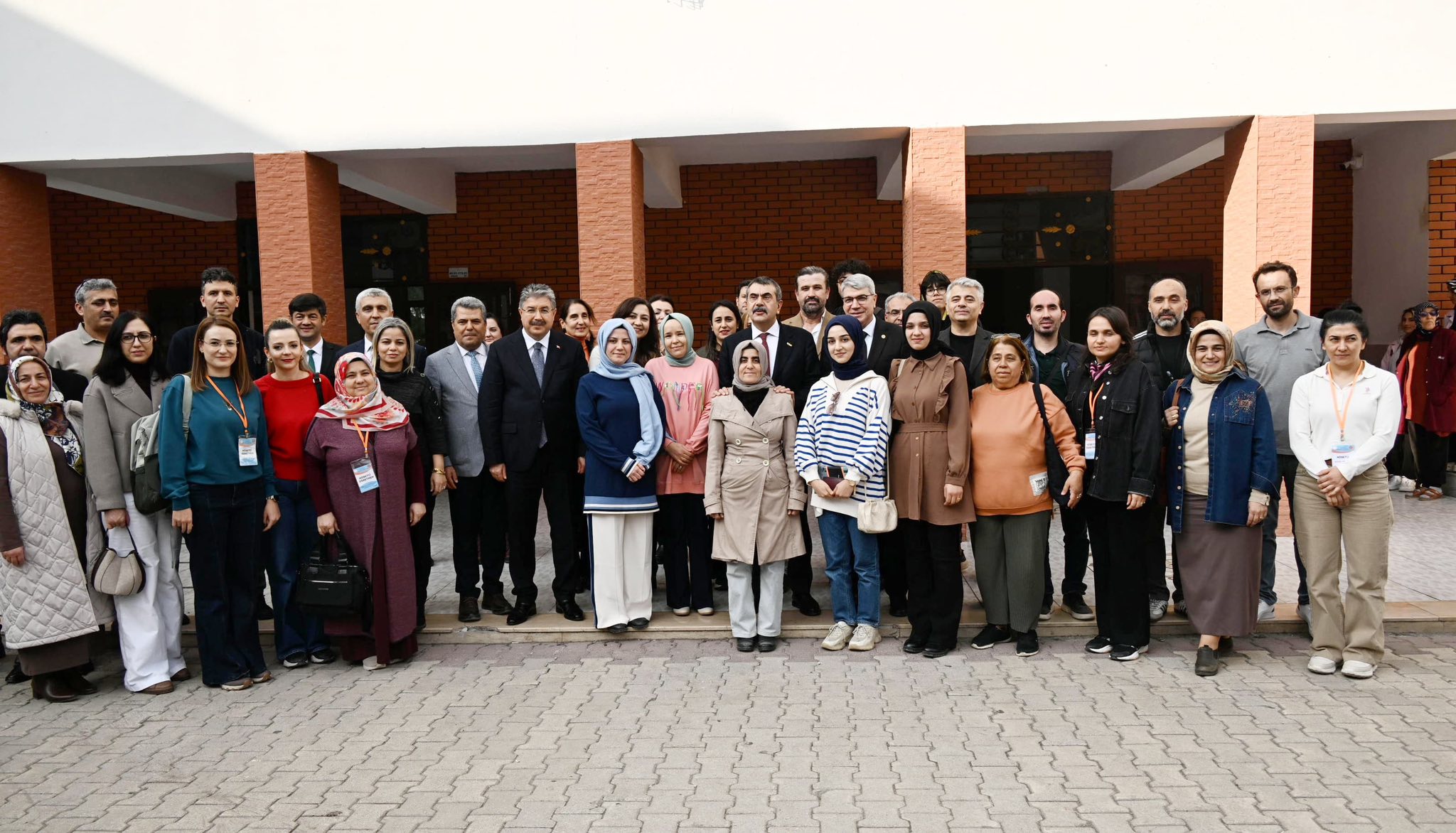 Bakan Tekin’den Okul Ziyareti Saimbey Ortaokulu’nda Eğitim Buluşması (2)