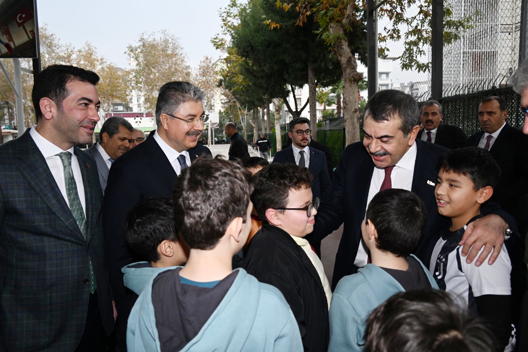 Bakan Tekin’den Okul Ziyareti Saimbey Ortaokulu’nda Eğitim Buluşması (3)