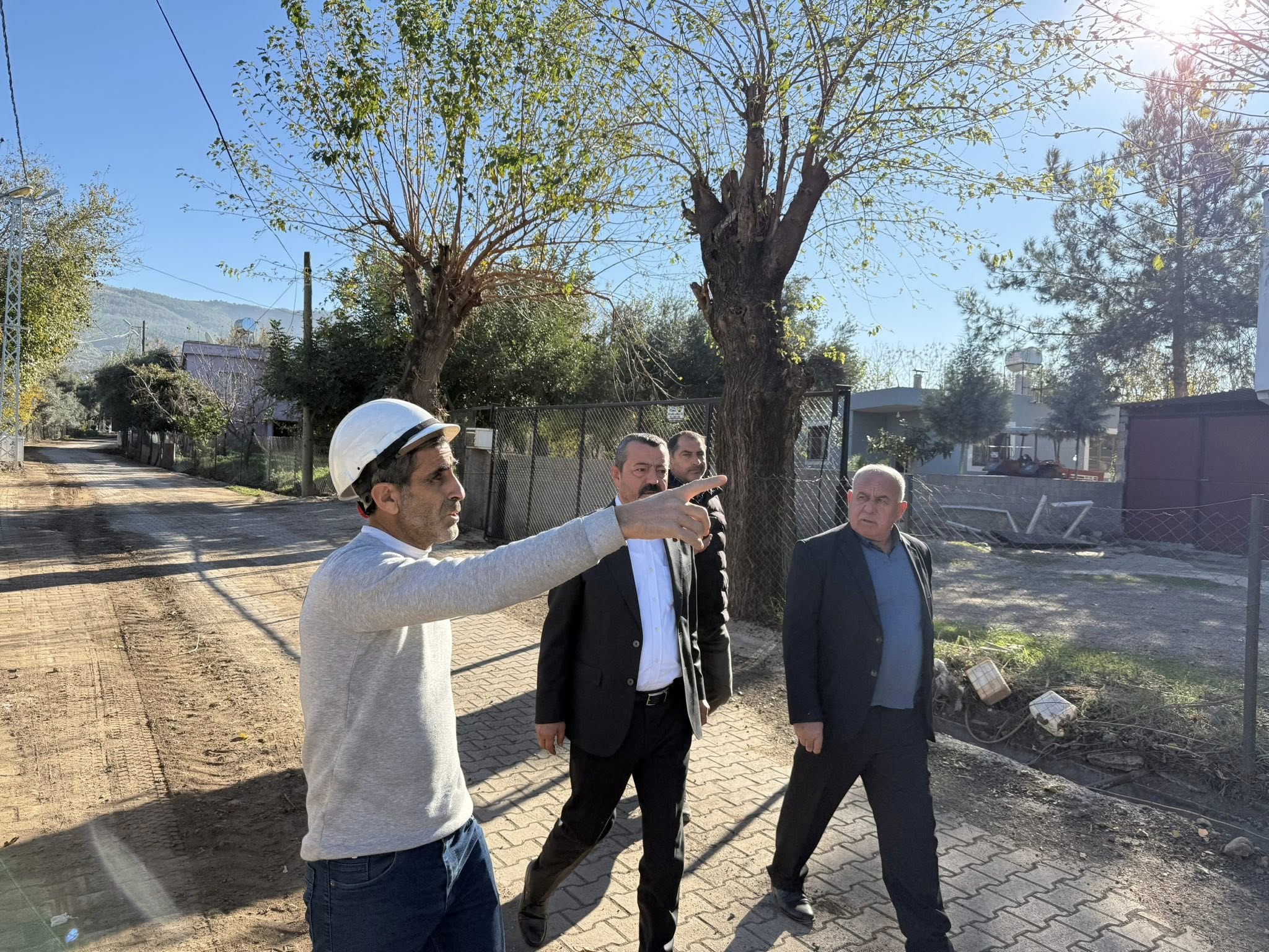 Başkan Aksoy Yarbaşı’ndaki Saha Çalışmalarını İnceledi4