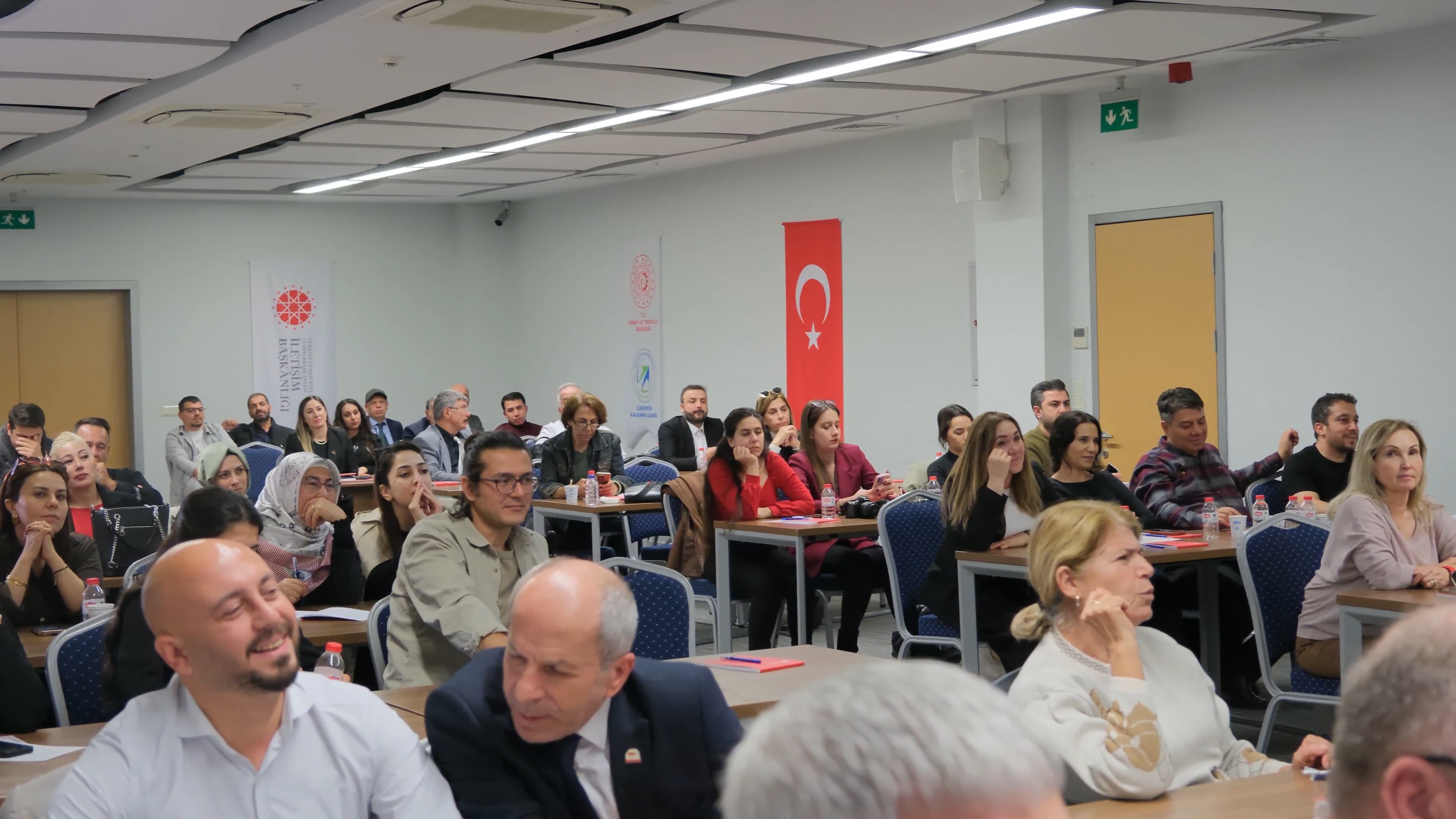 “Bir Kare, Bin Kelime” Eğitimi Adana’da Gerçekleştirildi (4)