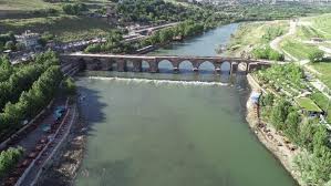 Dicle Nehri