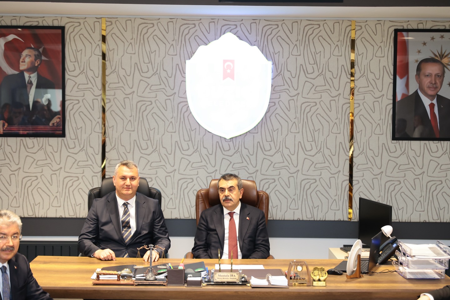 Düziçi Belediye Başkanı Mustafa İba Bakan Tekin’i Ağırladı4