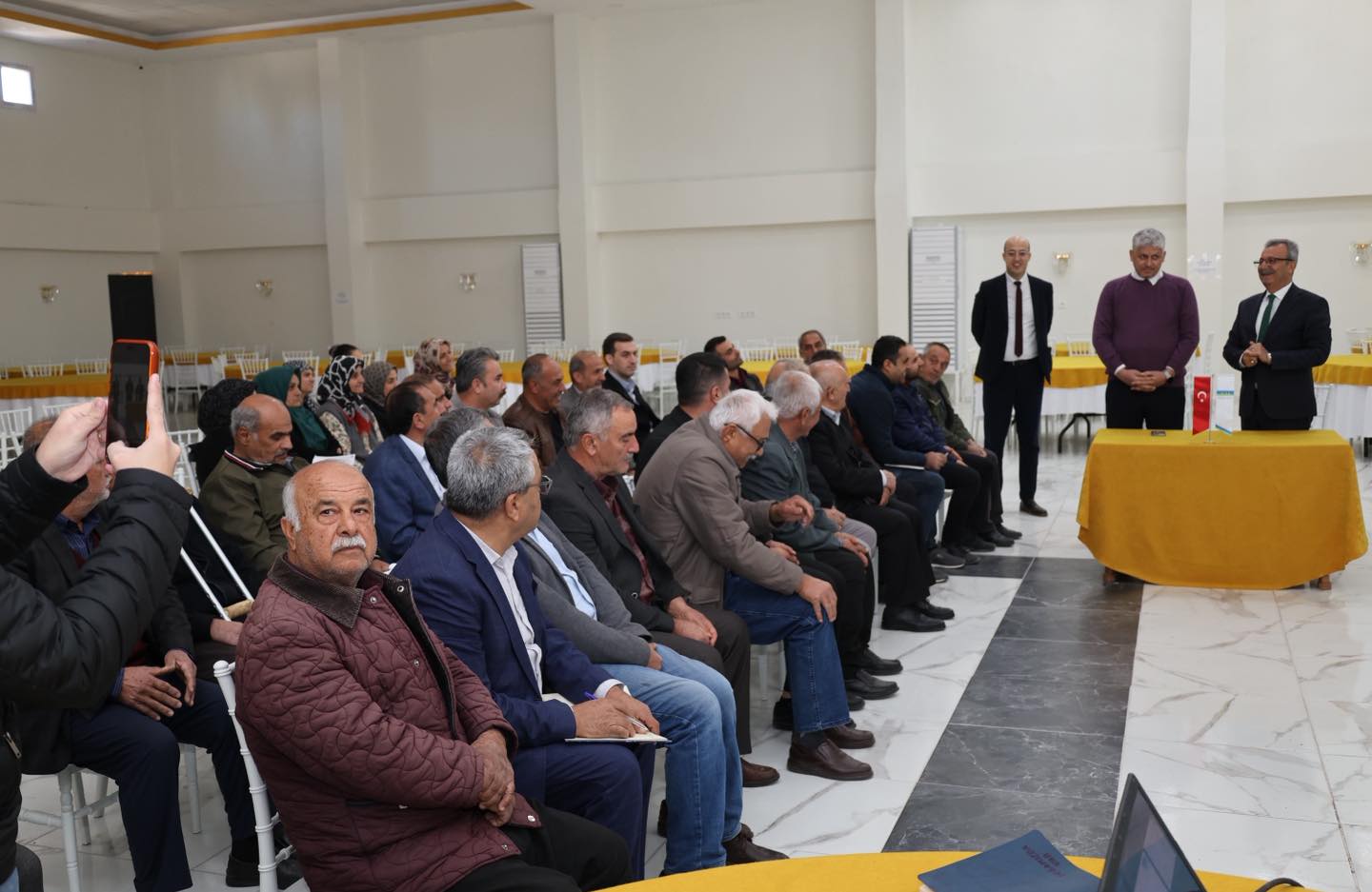 Ellek’te Doğalgaz Bilgilendirme Toplantısı Düzenlendi7