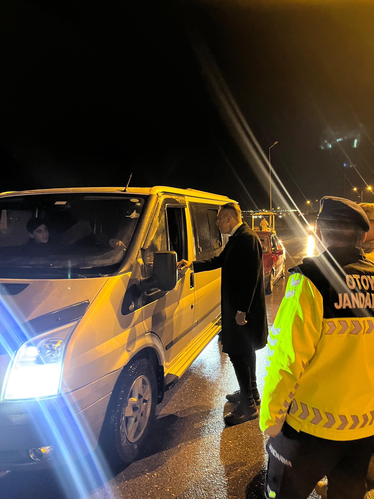 Erzin Kaymakamı Özaydın’dan Yılbaşı Denetimi (5)