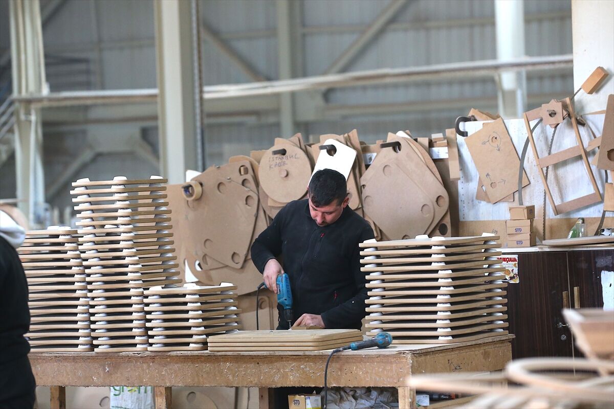 Hatay'da Deprem Kaynaklı Personel Açığı Kariyer Ve İstihdam Merkezi Sayesinde Azaltılıyor