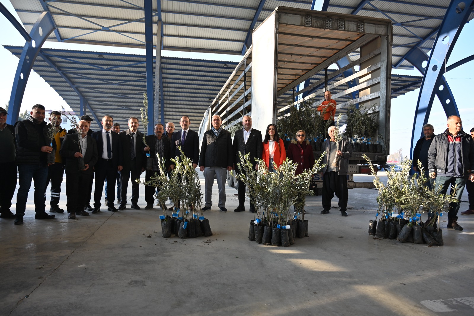 Kadirli’de 10 Bin Zeytin Fidanı Desteği (5)