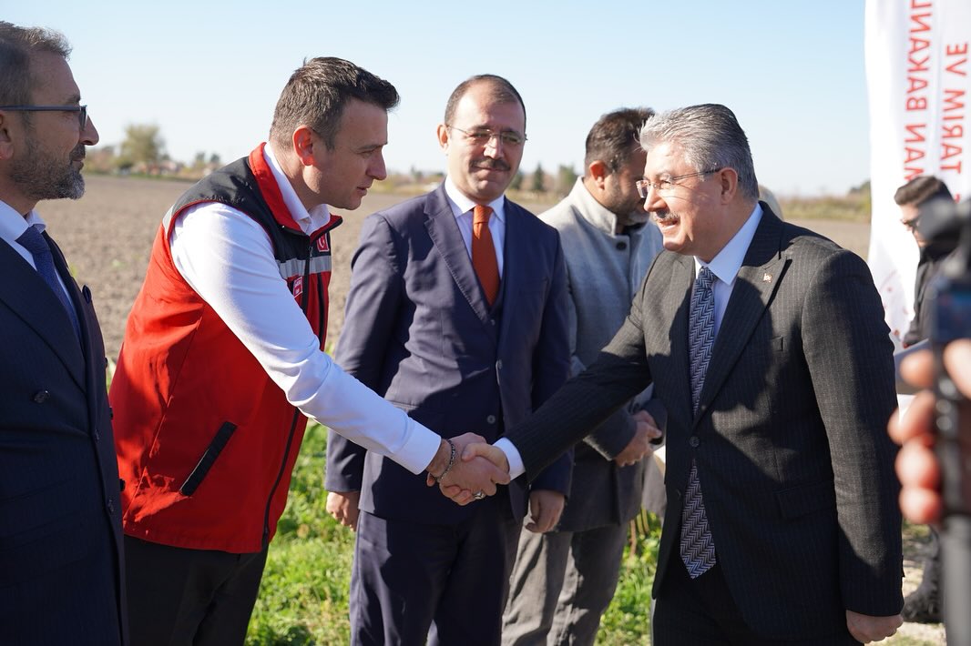 Kadirli’de Ispanak Hasat Töreni Osmaniye’de Coşkuyla Yapıldı11