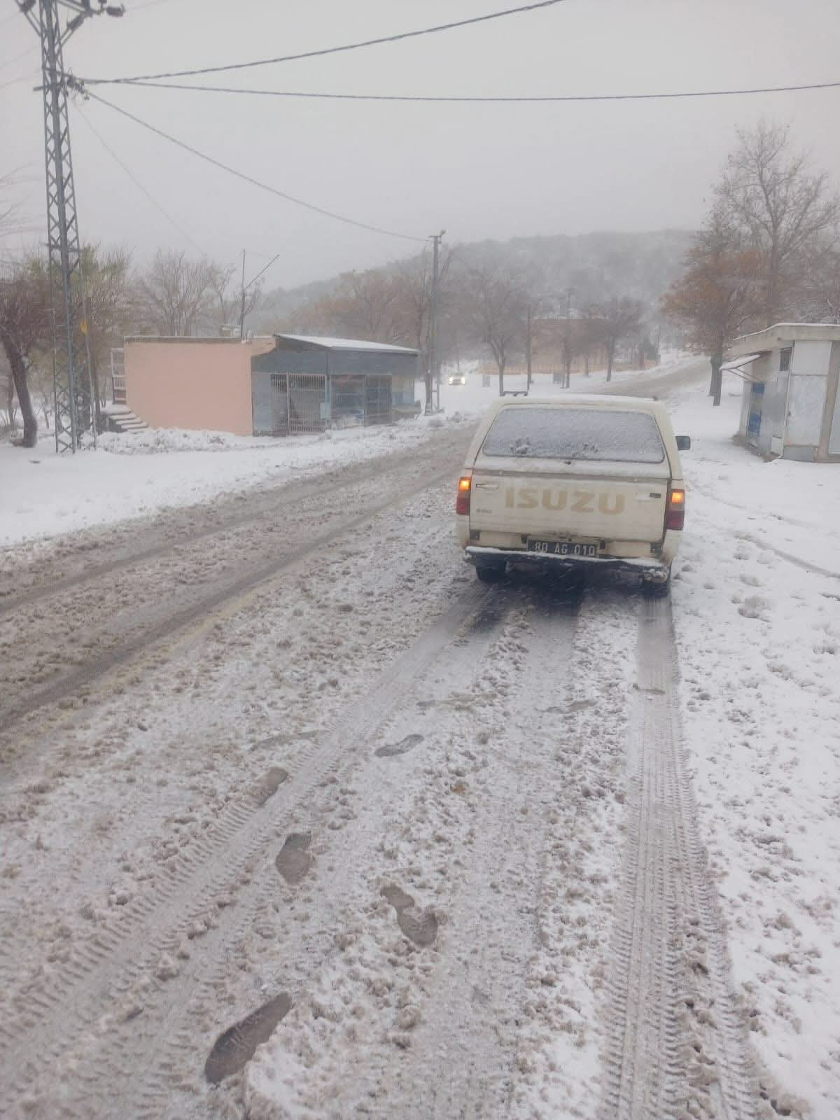 Kadirli’de Karla Mücadele Sürüyor (3)