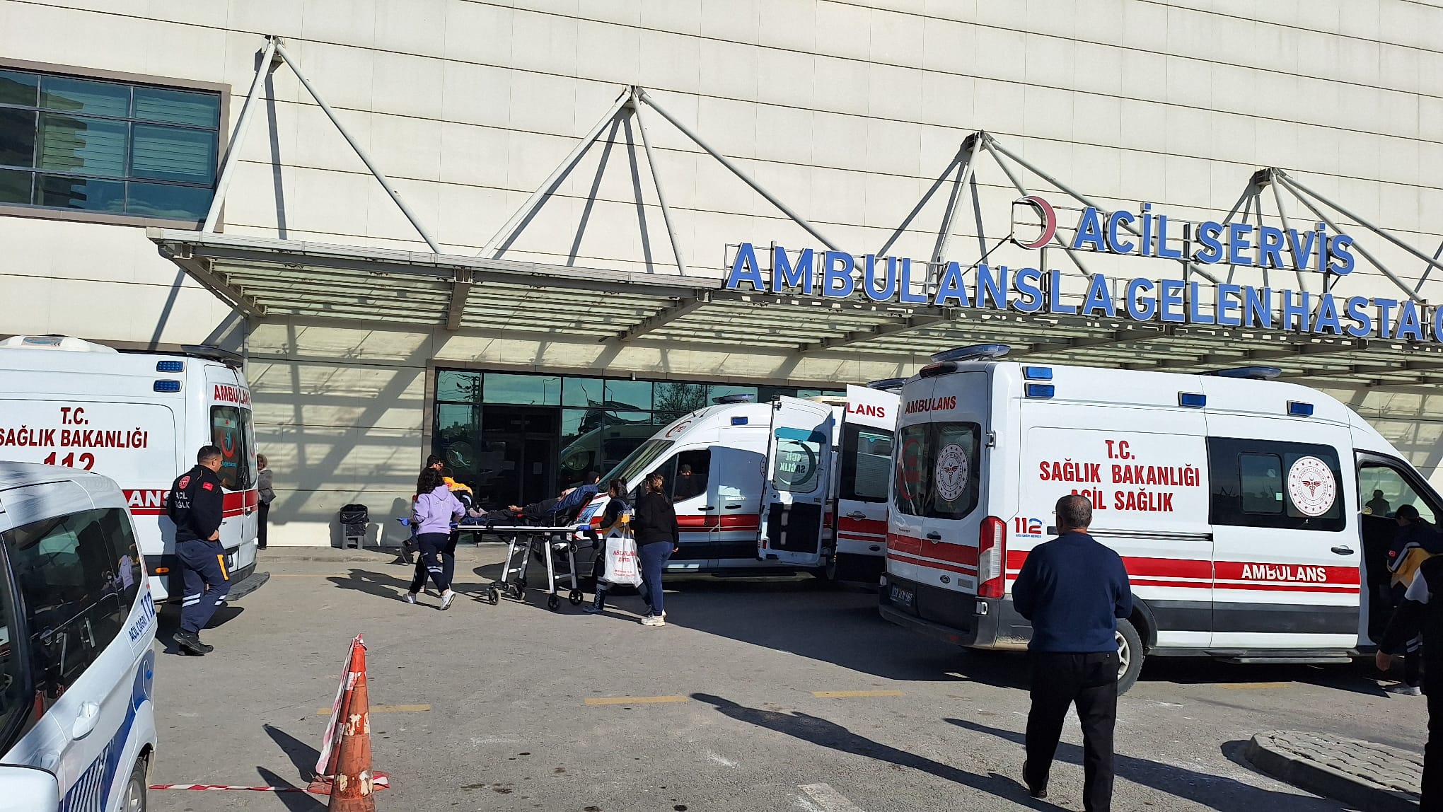 Mersin'de Çikolata Yedikten Sonra Rahatsızlanan 10 Öğrenciden 7'Si Taburcu Edildi