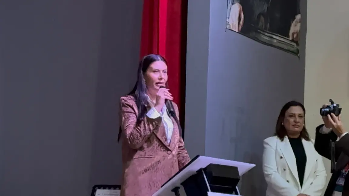 Müdür Osmaniye Istek Okulları