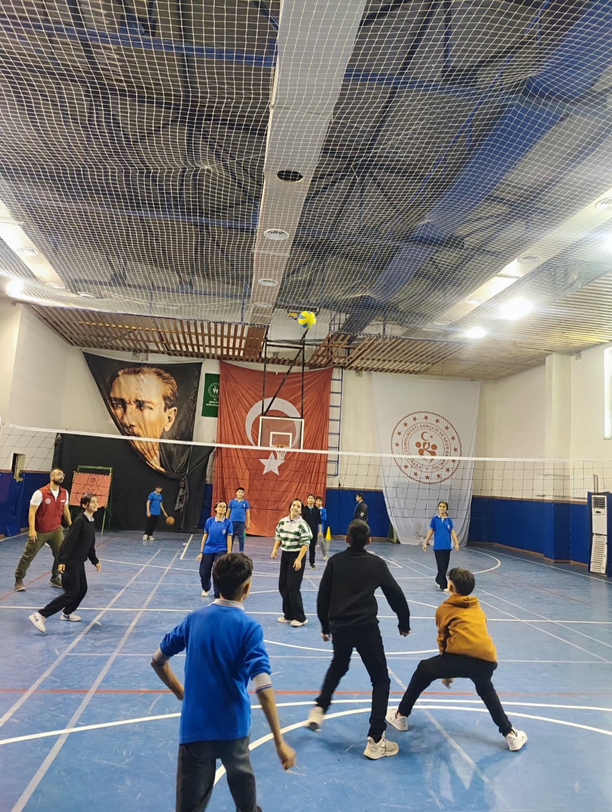 Öğrenciler Osmaniye Gençlik Merkezi Etkinliğinde Buluştu (6)