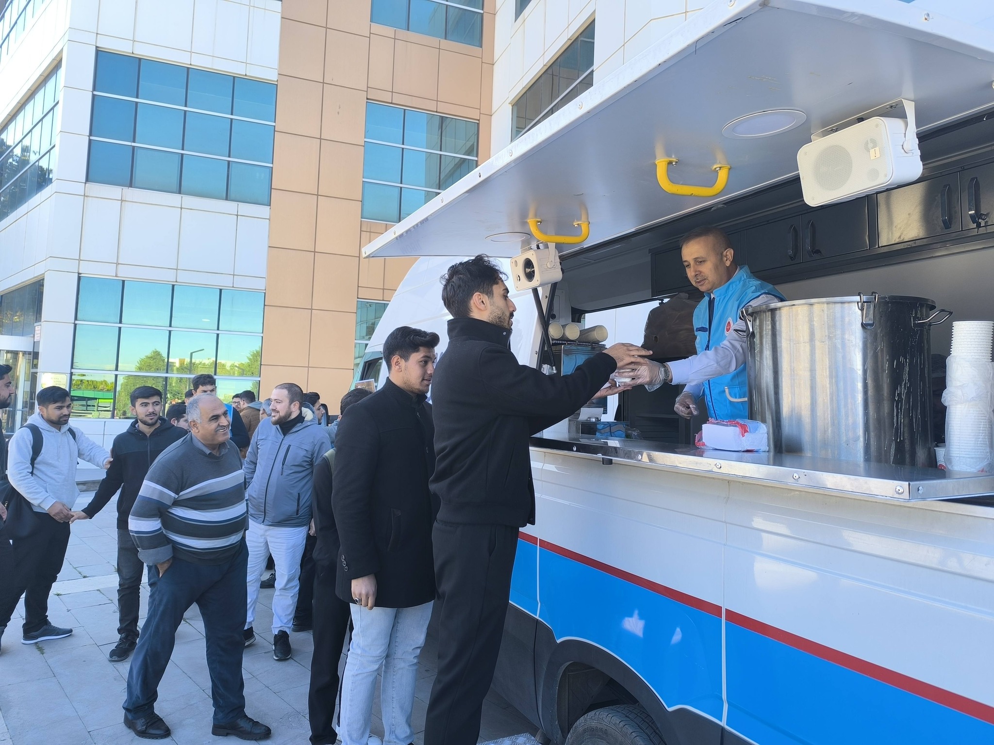 Osmaniye Müftülüğü Üniversite Öğrencilerine Çorba Dağıttı4