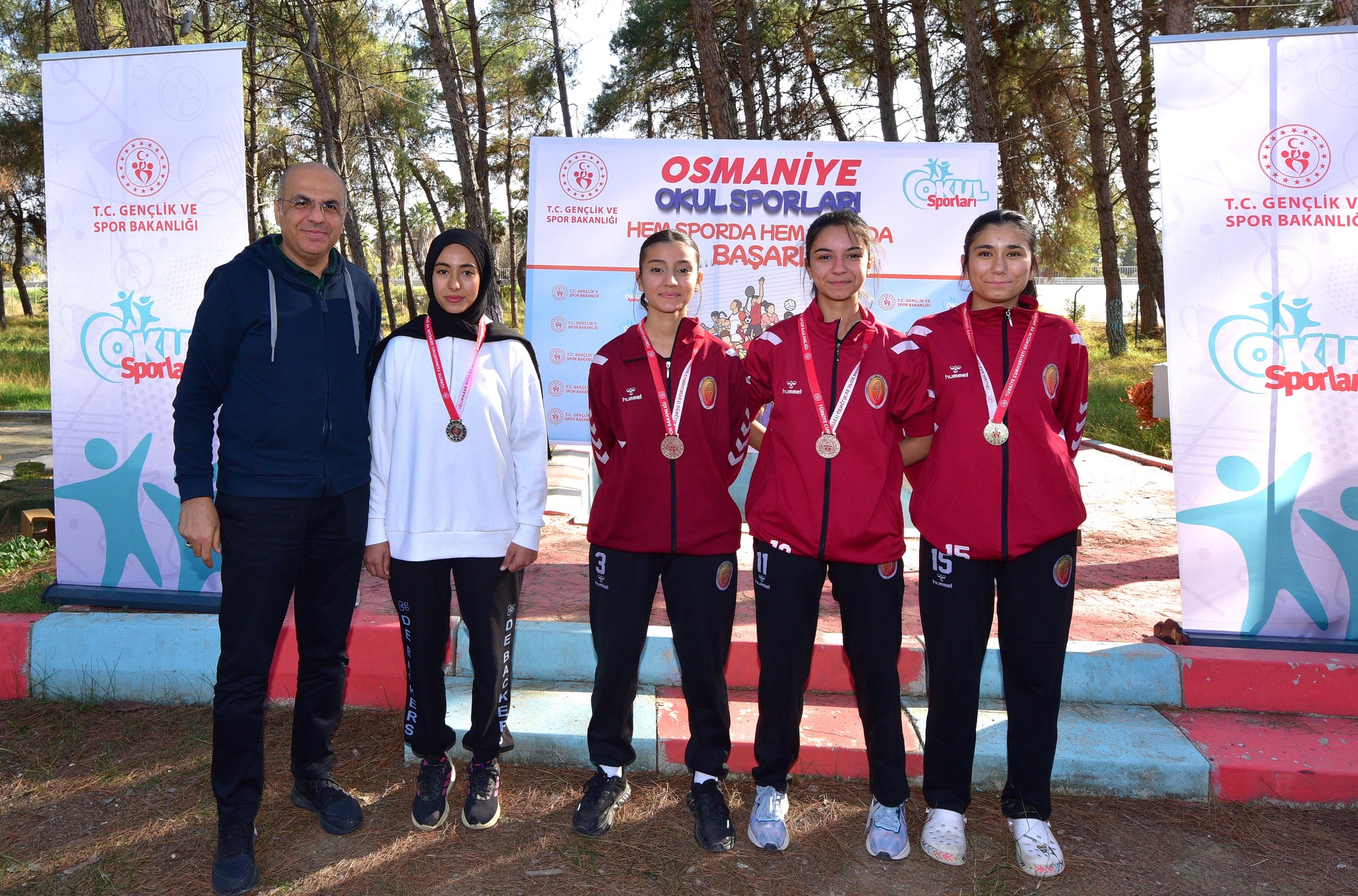 Osmaniye’de Okul Sporları Kros Müsabakaları Tamamlandı (4)