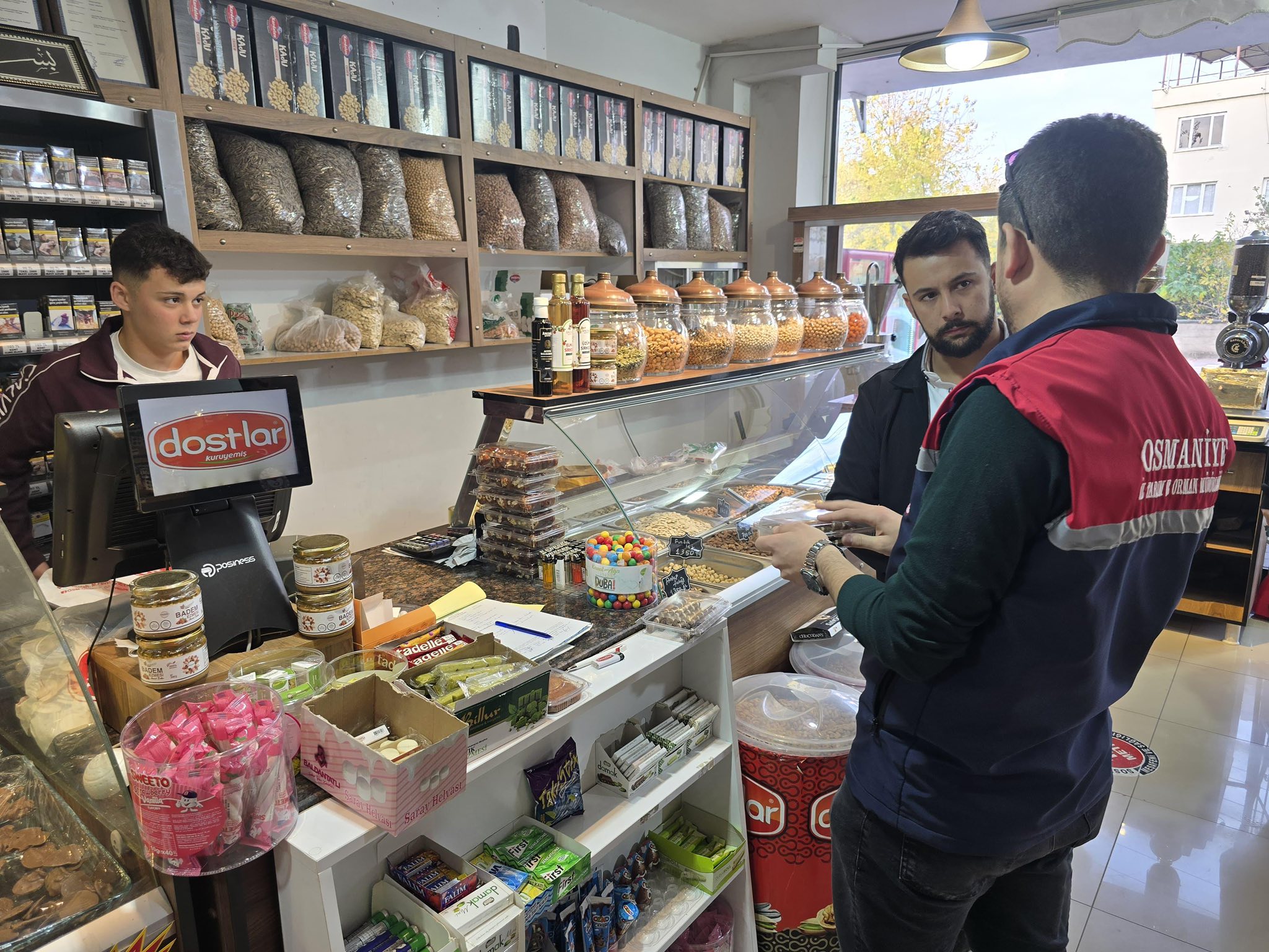 Osmaniye’de Yılbaşı Öncesi Gıda Denetimleri Artırıldı3