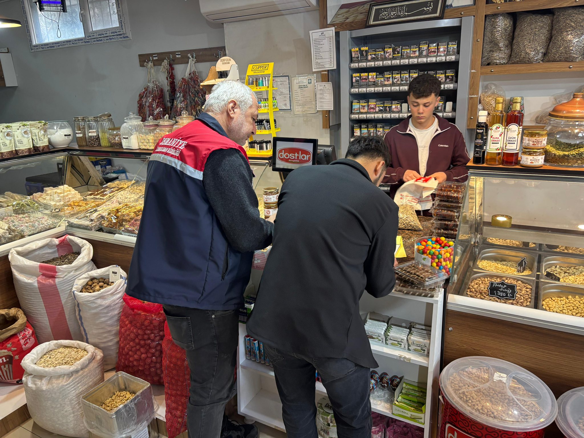 Osmaniye’de Yılbaşı Öncesi Gıda Denetimleri Artırıldı6