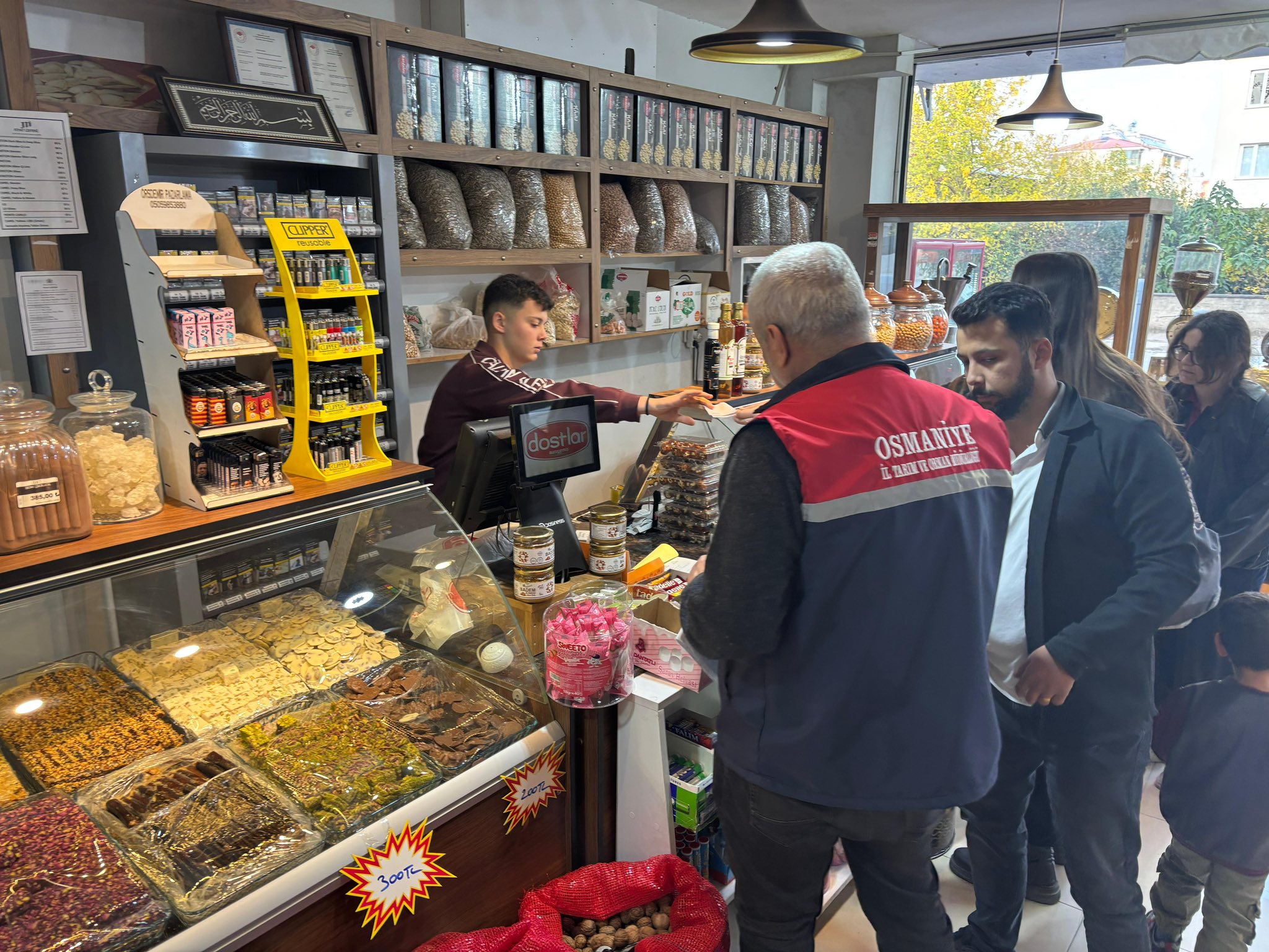 Osmaniye’de Yılbaşı Öncesi Gıda Denetimleri Artırıldı8