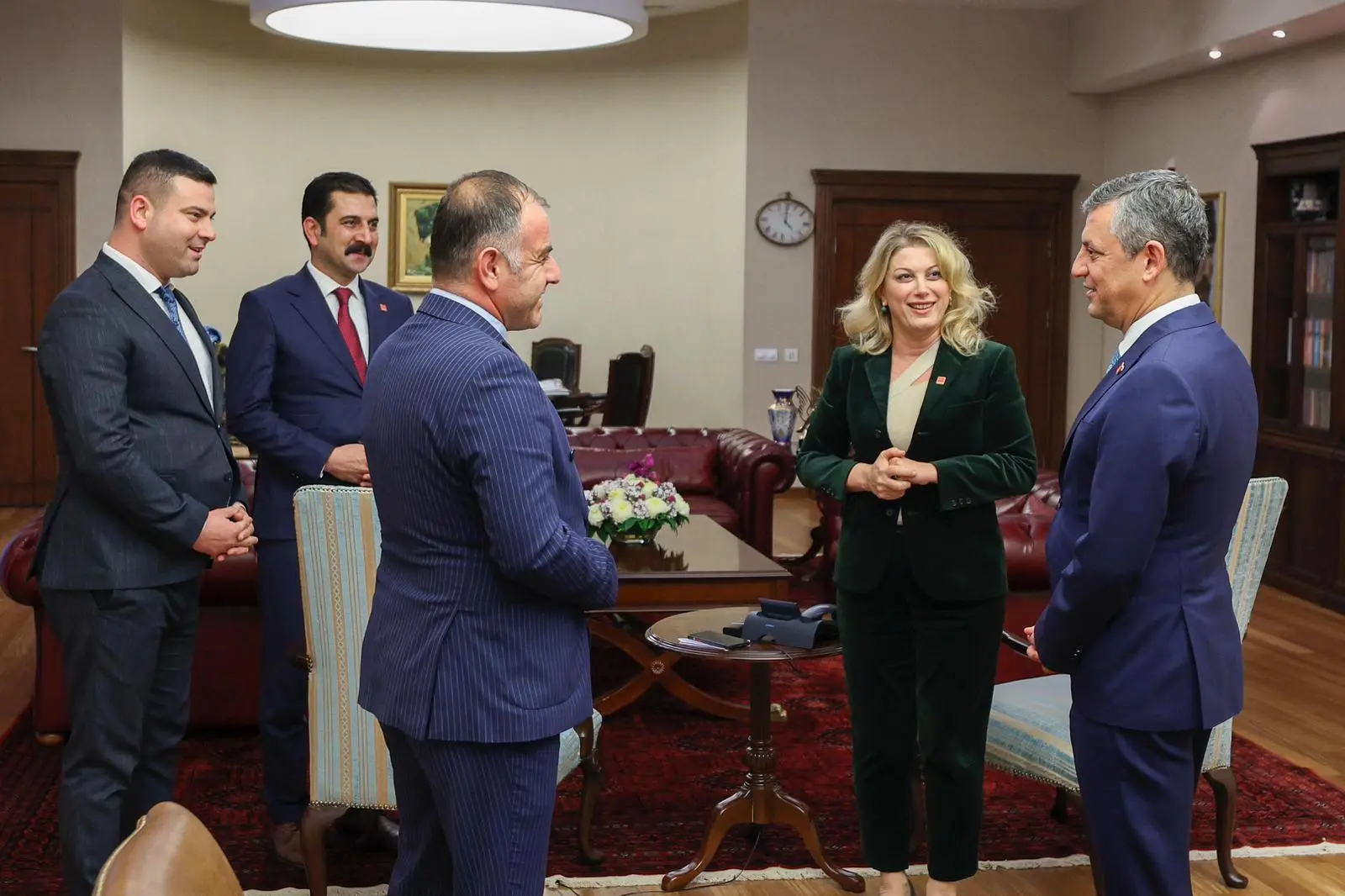 Özgür Özel Mahmut Yaş